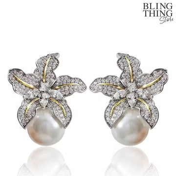 Eterna Flower Studs